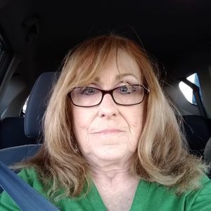 Meet your Posher, Debra